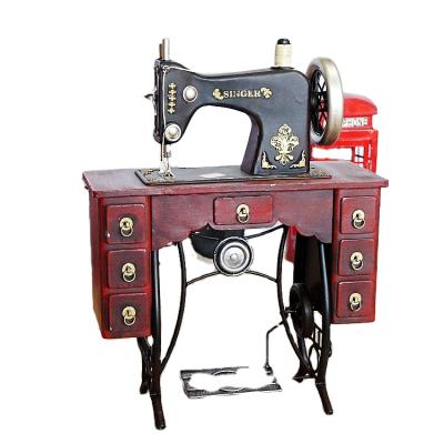 China Europe Yiwu Factory Wholesale Metal Open Antique Model Sewing Machine Souvenir For Home Decoration for sale