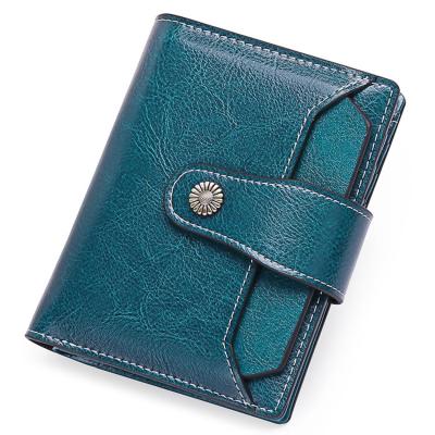 China RFID Blocking Wallets Ladies RFID Blocking Currency Pocket Wallet Oil Wax Women Pinch PU Zipper Coin Pocket Leather Wallet for sale