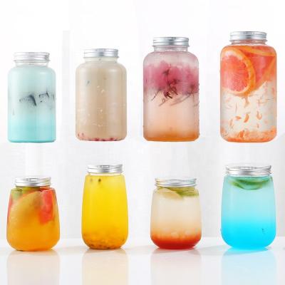 China Hot Sale PET 500ml 600ml 700ml Plastic Material Tea Milk Candy Jar Plastic Bottle With Screw Cap for sale