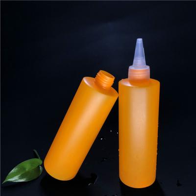 China PLASTIC PACKAGING 50ml 100ml 150ml 200ml Squeeze Containers Plastic Bottle Headed Mouth Top Cap For Essential Oils , Liquid for sale