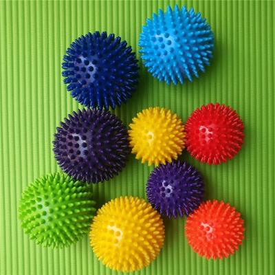 China Decoration Anti-stress Color Fitness PVC Hand Insoles Hedgehog Grip Physiotherapy Yoga Massage Portable Training Ball for sale