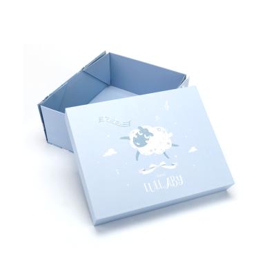 China Recycled Materials Wholesale Gift Box Foldable Baby Blanket Clothing Packaging Box for sale