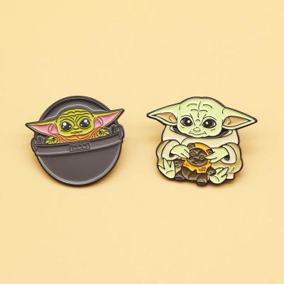 China Europe Cartoon Anime Baby Yoda Enamel Pin Brooches Custom Cute Lapel Pin for sale