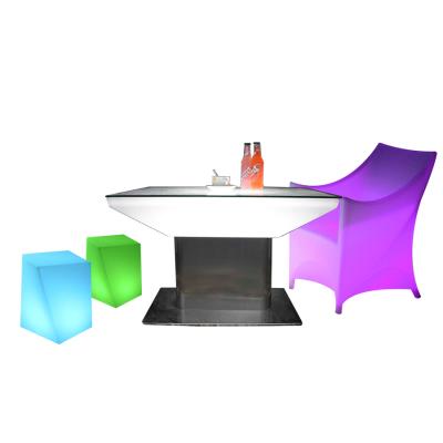 China Modern Outdoor Bar Table Lead Plastic Led Lighting Furniture Home Mini Bar Table And Chairs for sale