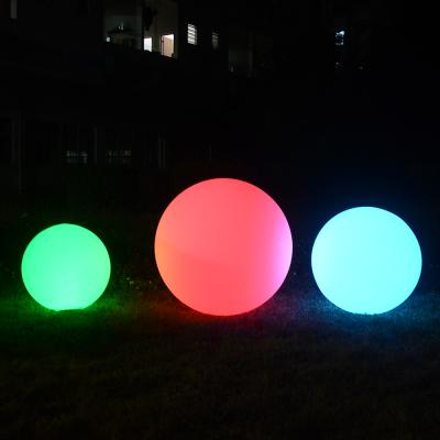 China Commercial use led outdoor ball /led RGB ball 20/25/30/40/50/60/80CM LED ball light for party nightclub wedding for sale