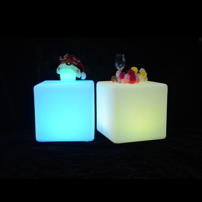 China Modern LED cube chair 40cm illuminated led cube chair led light cube table bar chairs for sale