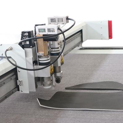 China Fabric Cutting Machine Genuine Leather Cutting Machine For Leather Car Seat for sale