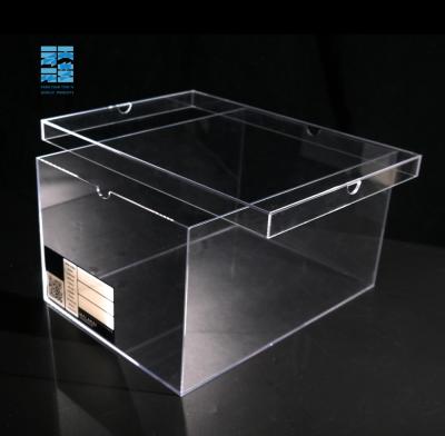 China Mordern Clear Acrylic Sneaker Storage Display Case with Lid Shoes Clear Acrylic Shoebox Shoe Box for sale