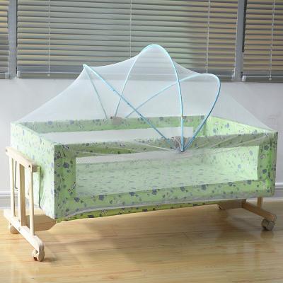 China Mostiquito Net and Wheels Eco-Friendly Japanese Crib Baby Mosquito Net Baby Crib Portable Crib Hutch for sale