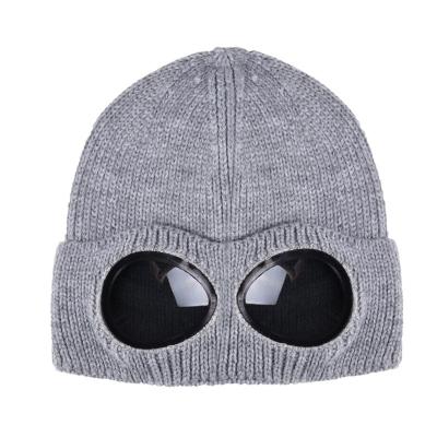 China Short autumn and winter men's and women's waterproof goggles and mow woolen knitted warm hats for sale