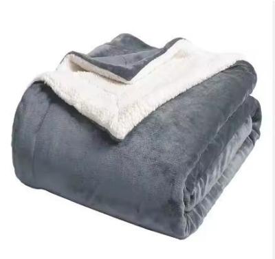 China Luxury And Comfort With Our Modern Gray Flannel Sherpa Blanket All-Season for sale