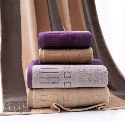 China Compressed Cotton Bath Towels with Plush Cut Pile Thick and Oversized Gift-Packaged for sale