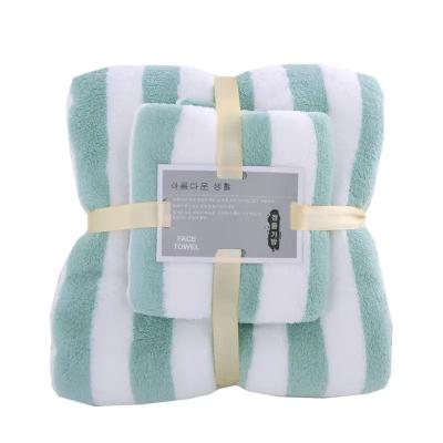 China Polyester Towel Bath Towel Sets Wide Striped Colorful Thick Absorbent Coral Fleece Towel for sale