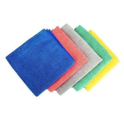 Chine Solution de nettoyage durable 40x40 Tissu de nettoyage en microfibre coloré détaillé pour voiture à vendre