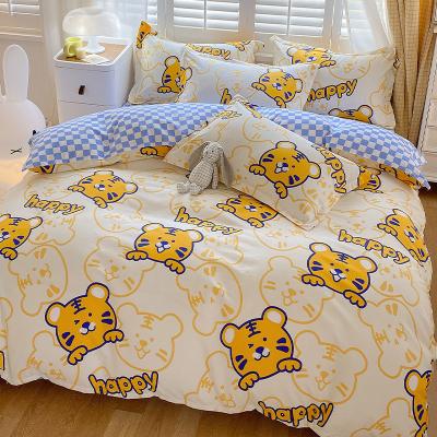 China Plant Pattern Cotton Brushed Bedding Set for 2.2m 7 feet Bed Simple Design for sale