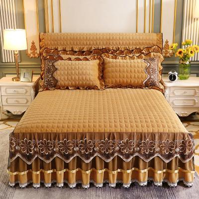 China Hotel Bedding Sets Polyester Fiber Filled Floral Plant Printed Bed Cover Fitted Skirt Sheets 3pcs Bedspread Set for sale