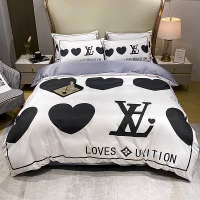 China 2023 Modern Polyester Heart Bedding Sheet Set for Luxury Bedding Quilts Duvet Cover for sale