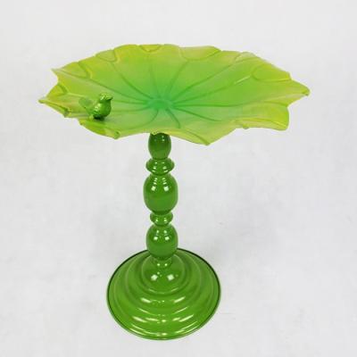 China Traditional Mini Decorative Outdoor Bird Bath Stand Metal Garden Bird Feeder for sale