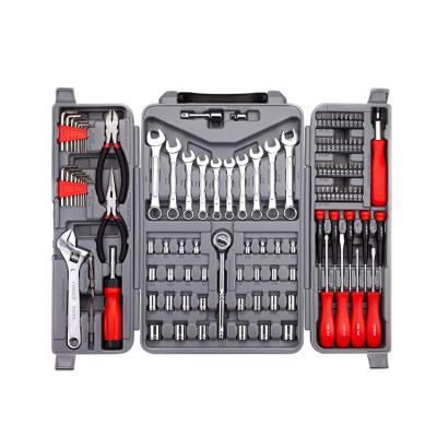 China 123Piece Car Tool Kit Ratchet Wrench With Sockets Kit Set In Storage Case for sale