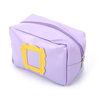 China Fashion Factory Customized Fashion Leather Cosmetic Bag With Different Patterns , Toiletry Bag With Zipper for sale