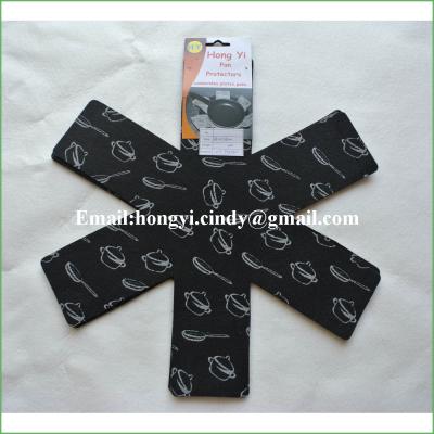 China Anti-Pull Hong Yi Good Quality Nonwoven Polyester Felt Space Saving Pan Storage Pad Mats for sale