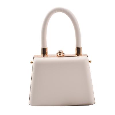 China 2021 high quality lady fashion mini bag solid color small women shoulder bag for sale