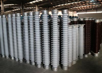 China Porcelain C-130 Station Post Insulators Iec 60168 Iec 60273 Standard for sale