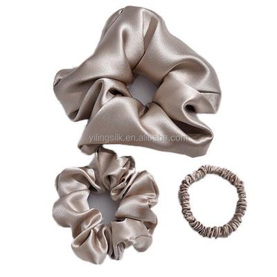 China Wholesale Luxury Fluffy Mulberry Hair Scrunchies Luxury Silk Elastic Band Tying Silk Scrunchies Hair Ties for sale