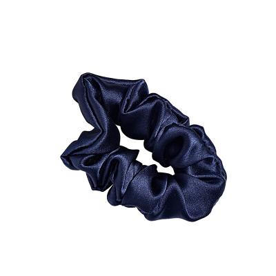 China Wholesale Luxury Mulberry Silk Scrunchies For Women Girl Hair Ties 19momme 3.5cm 100% Pure Silk Satin Scrunchies for sale