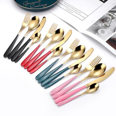 China Green Gold Flatware Set Mirror Polish Stocked 304 Stainless Steel Dinnerware Set For Hotel Restaurant Home Party for sale