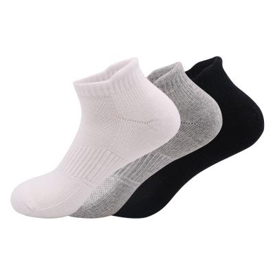 China Customizable Recycling Running Logo Ankle Socks Short Handle Calcetin Terry Cotton QUICK DRY High Quality Solid Color Men Sport Unisex for sale