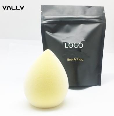 China Microfiber velvet flock makeup sponge with Beauty Baggie Cosmetic Travel Toiletry Bag Beauty Makeup Sponge in pouch for sale