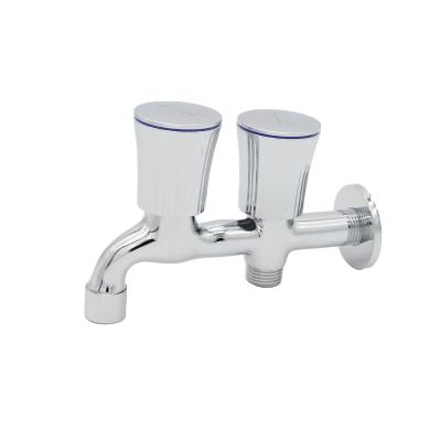 China Metered Faucets Hose With Two Handles Chrome Plated Brass Hose Bibcock for sale