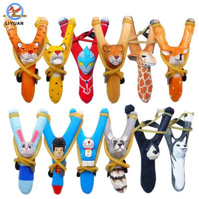 China Factory Price Outdoor Hunting Sophisticated Technology Hunting Band Rope Wooden Animal Slingshot for sale