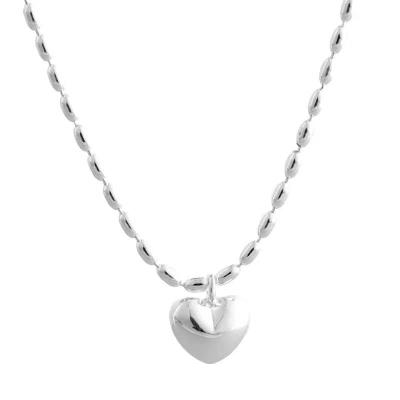 China Romantic three-dimensional sweet love necklace clavicle chain simple design style jewelry for sale