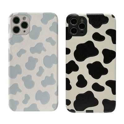 China Anti-fall Cow Printing Leather Case For Phone 12/11/Xs/Max/Pro Luxury Designer Phone Case Sets Phone Case for sale