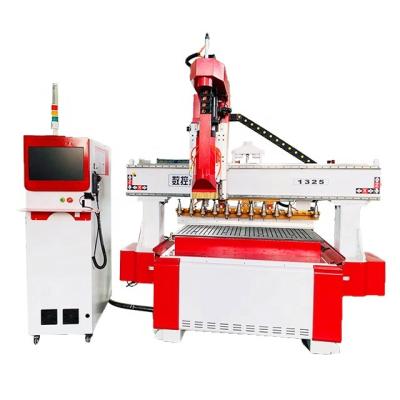 China Hotels Automatic CNC Wood Carving Router With Italy Spindle For Furniture Cabinet Door Metal Woodworking for sale