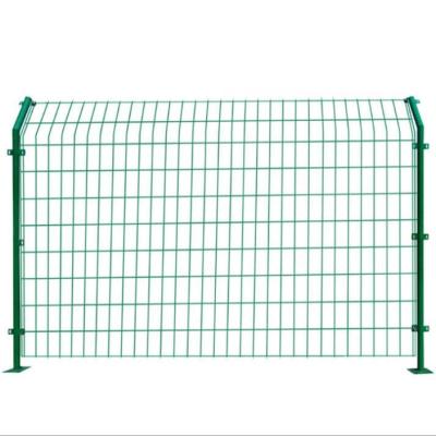 China Easily Assembled Garden V Bends Welded Wire Mesh Fence for Farm/Road/Sport for sale