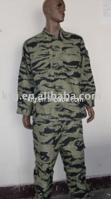 China Waterproof Military Protected Digital Jungle Uniform for sale