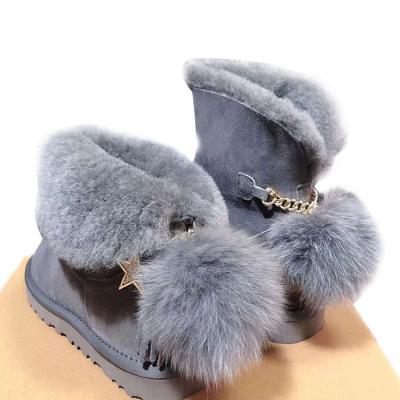 China Anti-odor fashion winter women boots fur snow boots scare fur leather warm anti-skid boots for sale