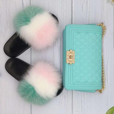 China Real Disposable Women's Fox Fur Raccoon Fur Slides Children's Real Baby Size Sandals Mink Fur Women's Size With Rainbow Jelly Bags for sale