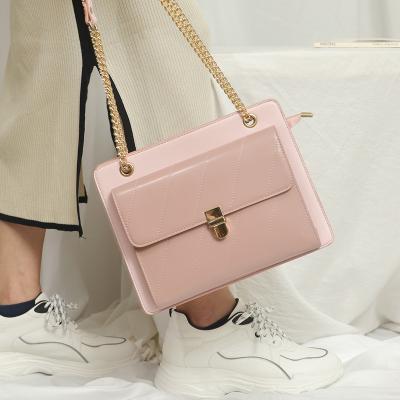 China Lady Custom Product Japan Bag Chain Handbags For Women Stereotype Korean Moderate Package Style Synthetic Leather For Lady Handbag for sale