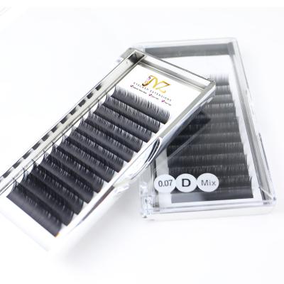 China Factory Supply Full Volume Handmade Double Slot Black 0.15mm Black Tips Flat Silk Mink Eyelash Extension for sale