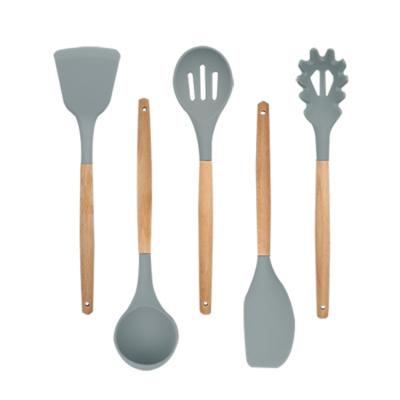 China 2021 Viable Cheap 5 Pcs Silicone Kitchen Utensil Sets, Silicone Utensils With Wooden Handle for sale