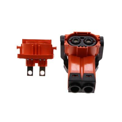 China Automotive Handle locking design Shielding function plug-in socket protection level after insertion IP67 Automotive connector for sale