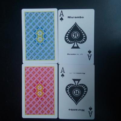 China Plastic Competitive Price Double Magnetic Plastic Playing Cards for sale