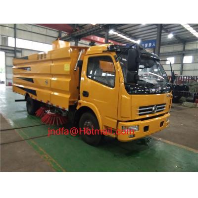 China 2021 Hot Selling Hotels 4x2 Road Sweeper Truck Street Cleaning Sweeping Truck for sale