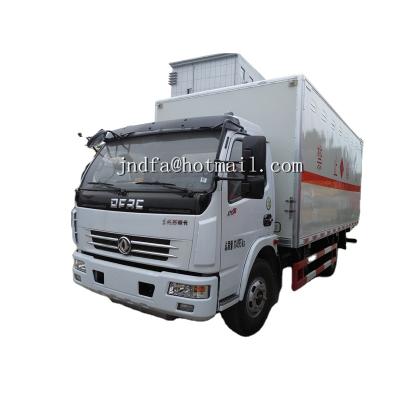 China Transport goods Dongfeng duolika 4*2 van cargo van truck for flammable liquid for sale