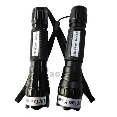 China Detection and ignition of high quality flashlight and protable infrared LED flashlight 980nm torch light for sale