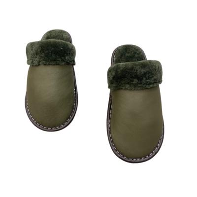 China Fashion Trend New Pattern Indoor Home Slippers Winter Sheep Fur Outdoor Slippers for sale